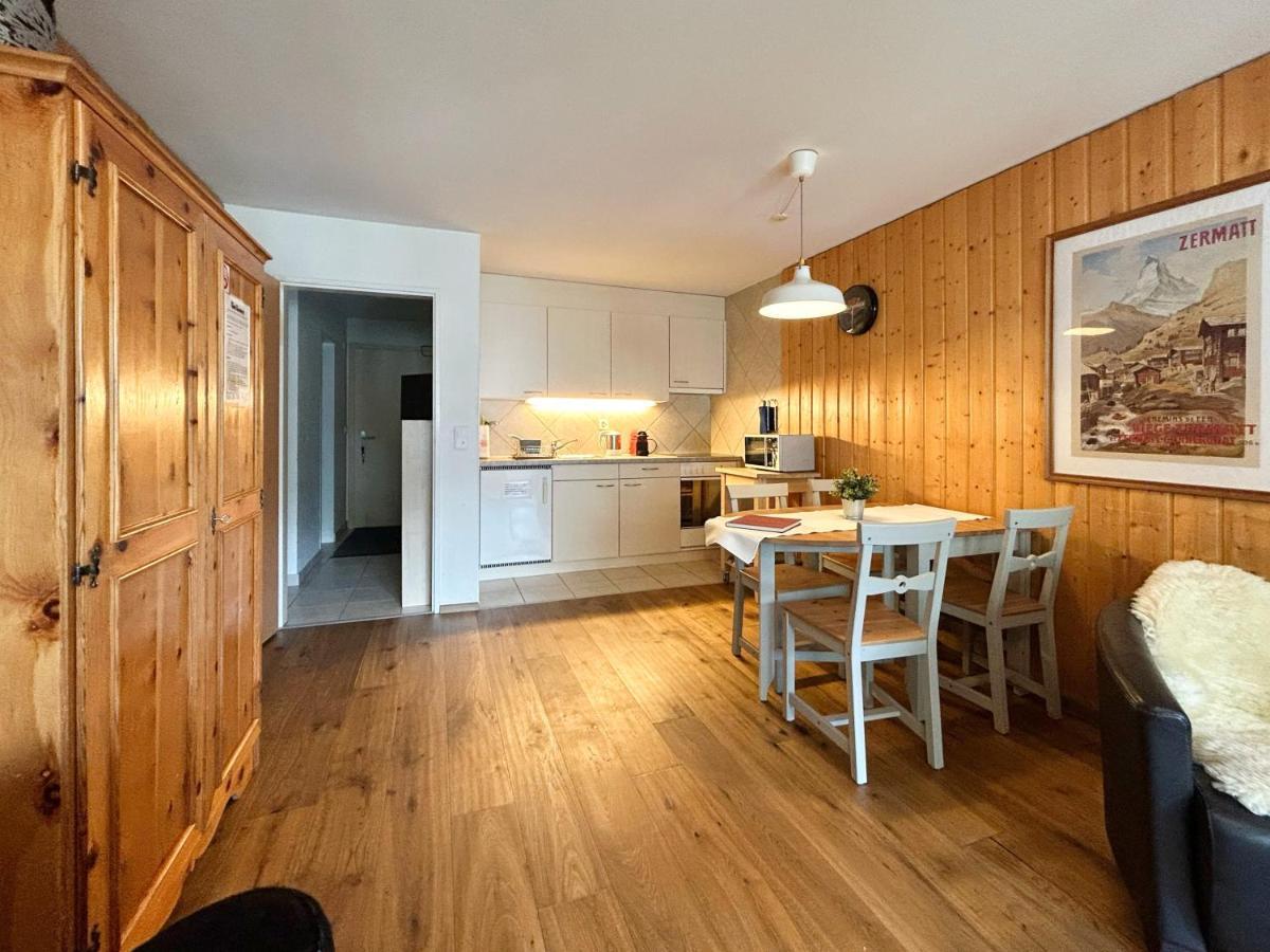 Beautiful Apartment In Zermatt With A Breathtaking View Of The Matterhorn Εξωτερικό φωτογραφία